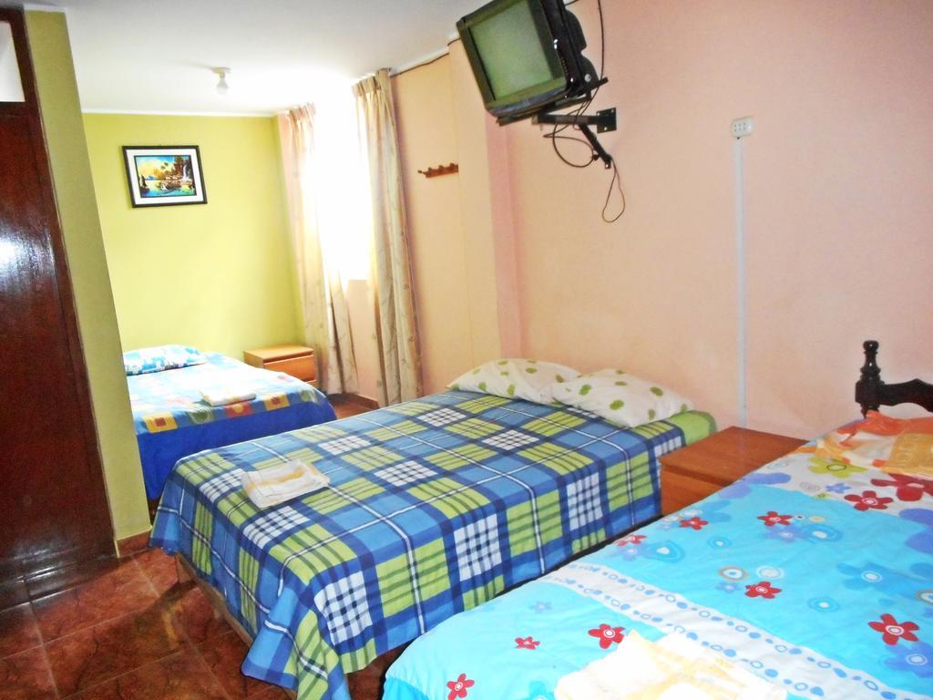 Hostal Geminis San Juan Bautista Luaran gambar