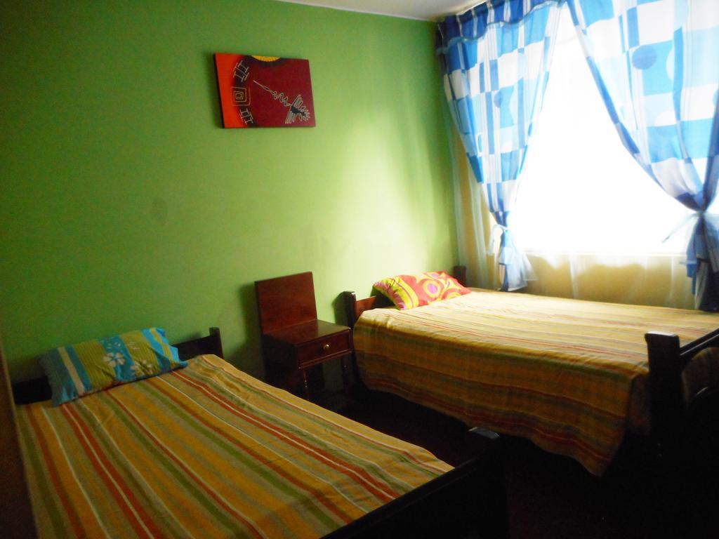 Hostal Geminis San Juan Bautista Luaran gambar
