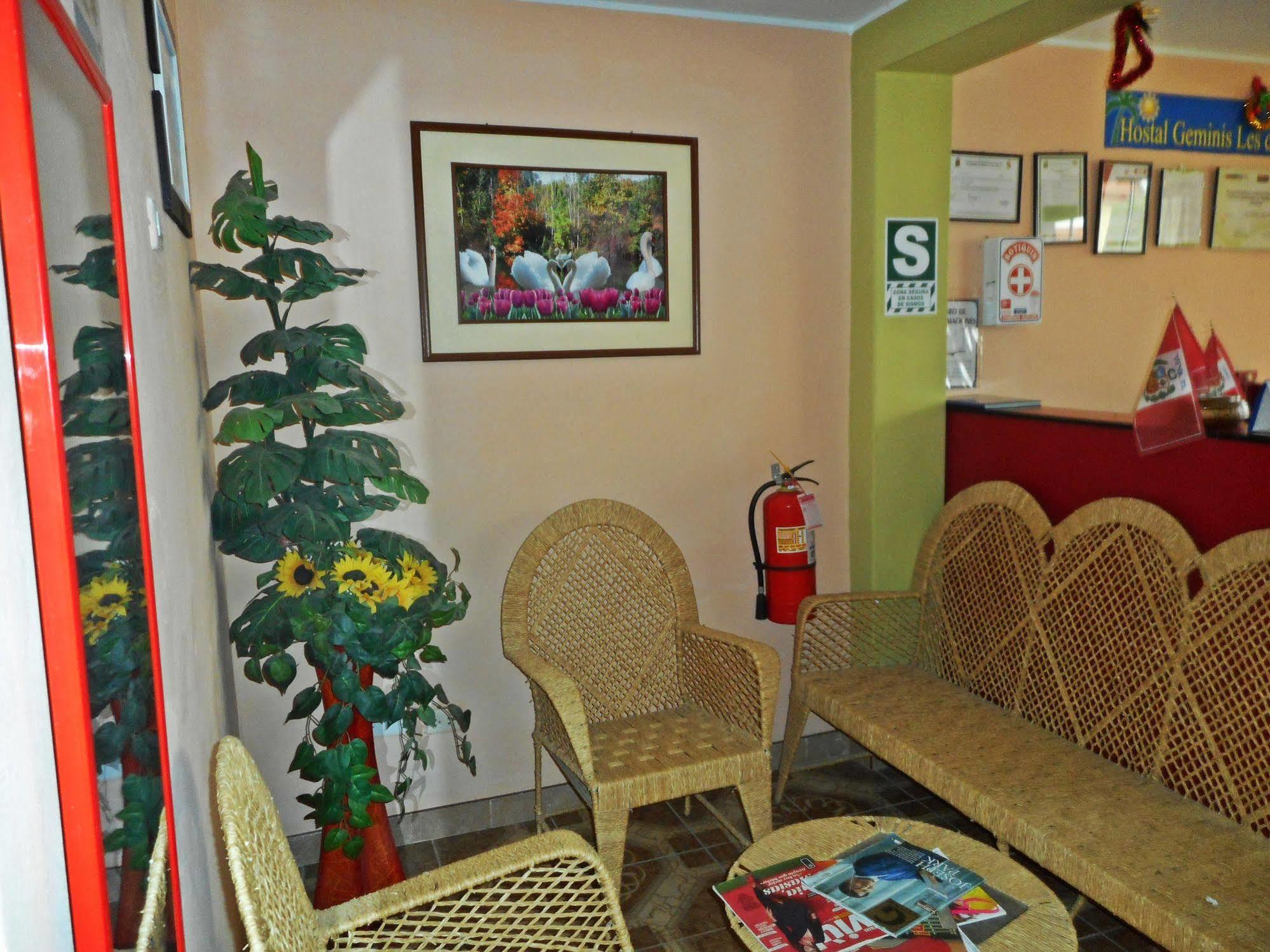 Hostal Geminis San Juan Bautista Luaran gambar