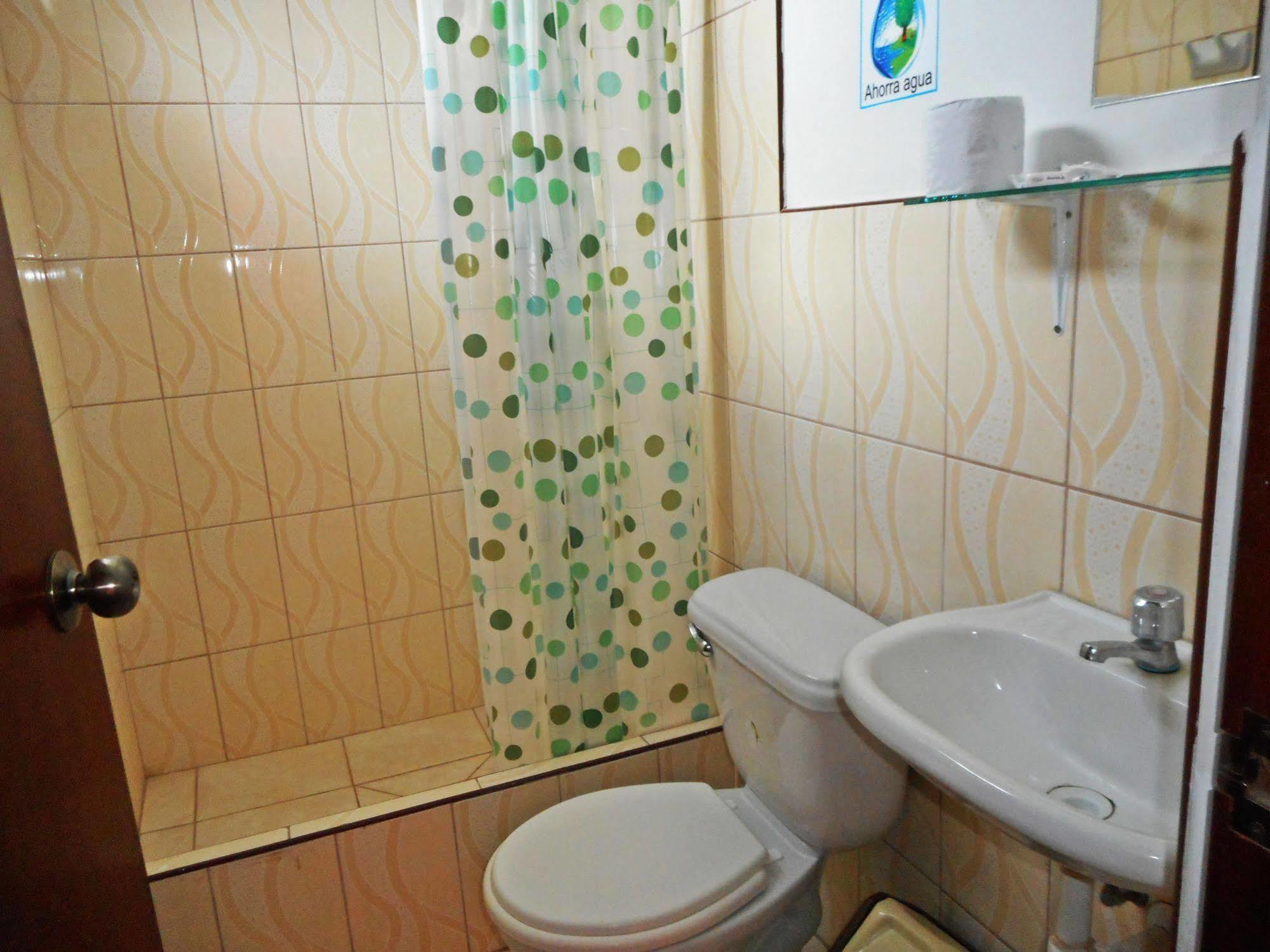 Hostal Geminis San Juan Bautista Luaran gambar