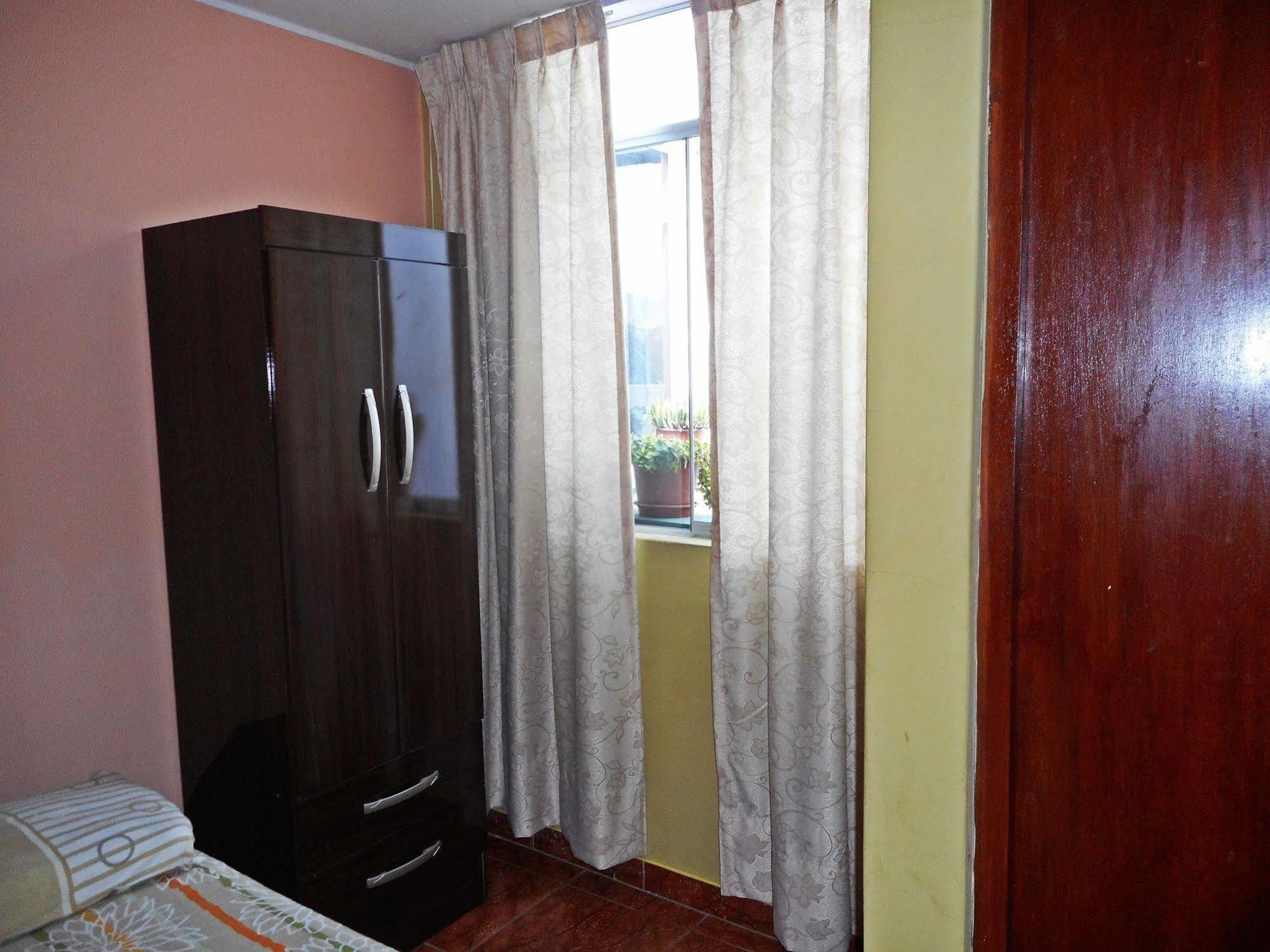 Hostal Geminis San Juan Bautista Luaran gambar