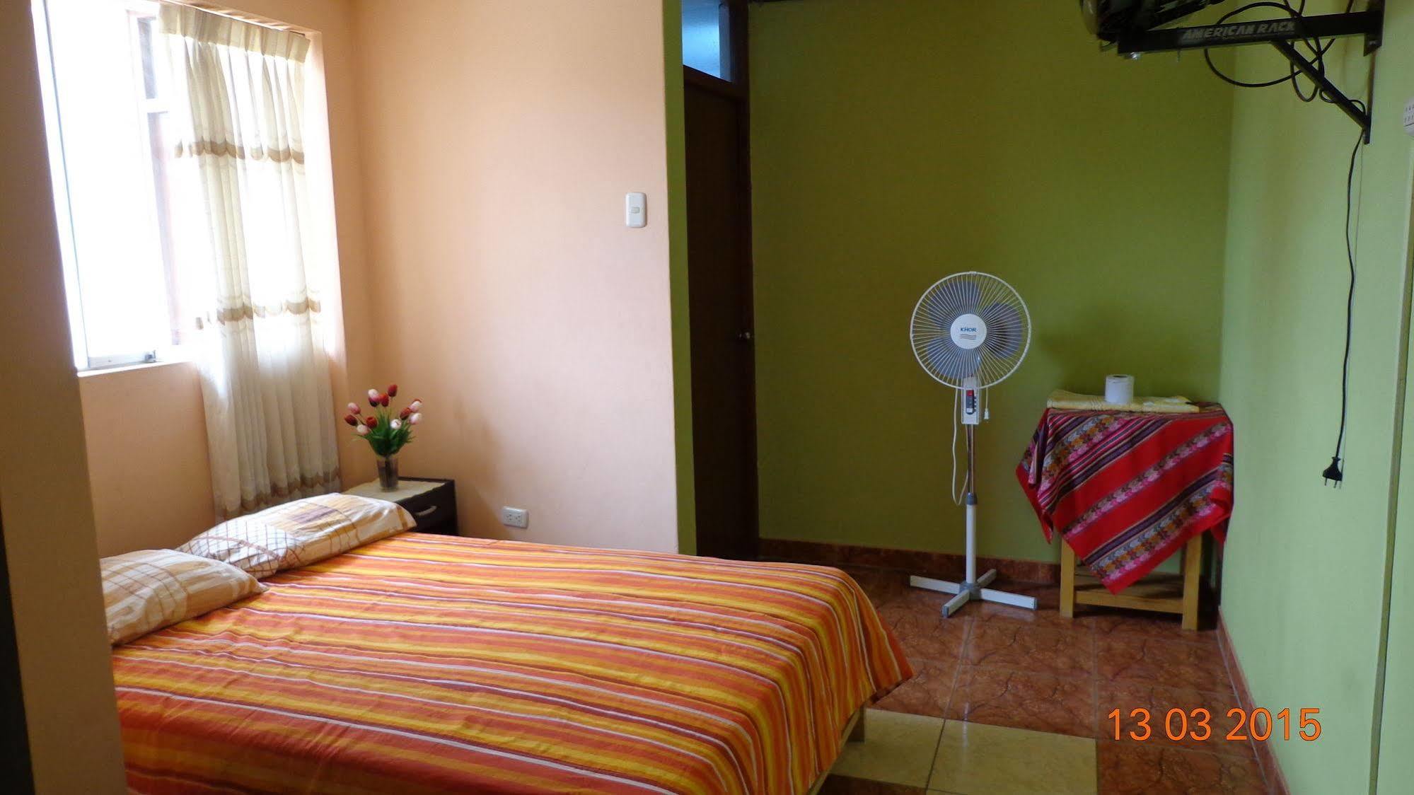 Hostal Geminis San Juan Bautista Luaran gambar